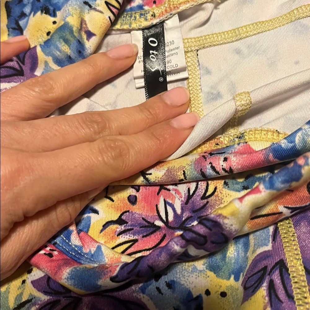 EUC matching Floral Sports Bra and Leggings Set - Picture 7 of 8